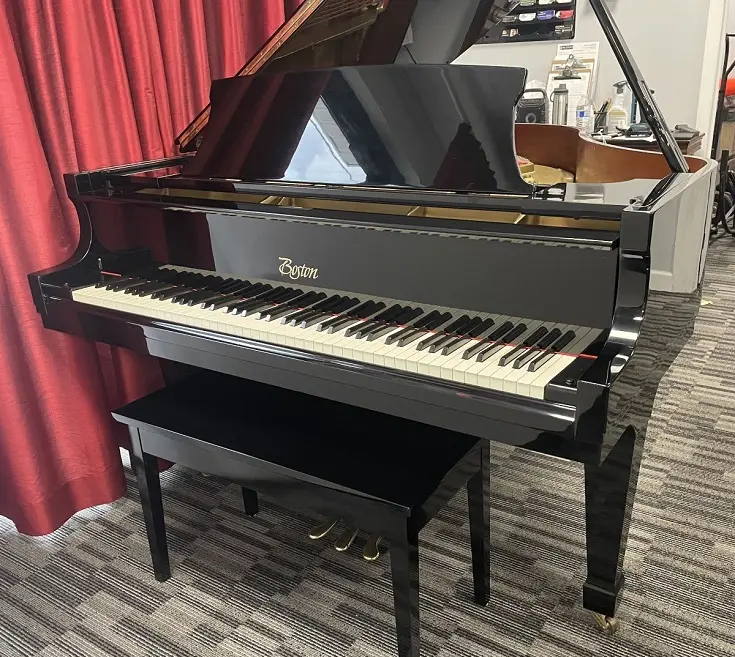 Boston GP163 5ft4in Grand Piano