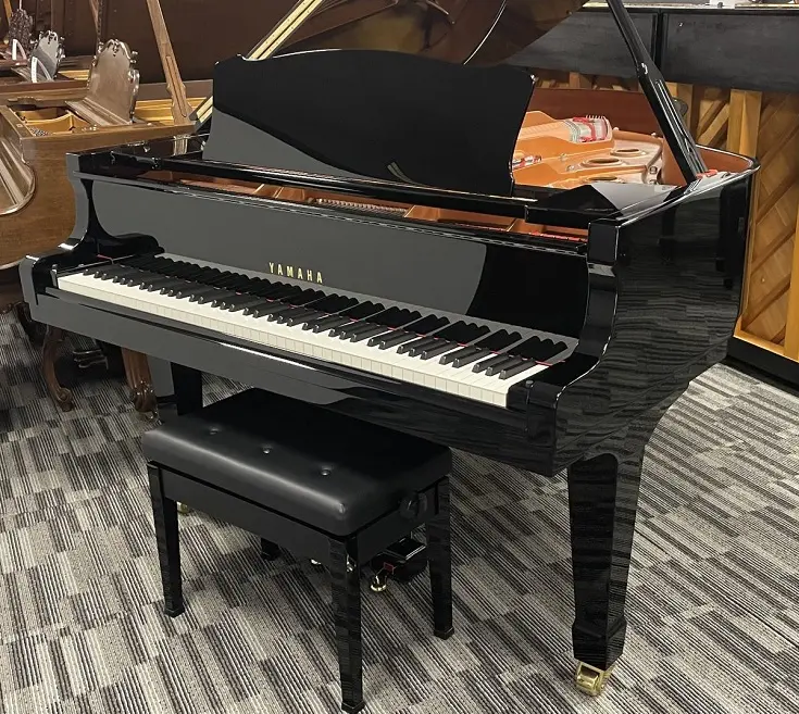 Yamaha C3 6ft1in Ebony Grand Piano